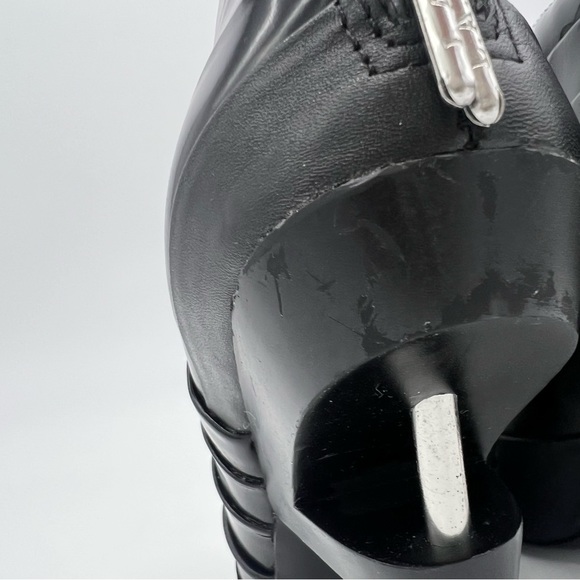 L.A.M.B. Black Leather Peep Toe Ankle Booties Silver Stiletto Heel Zip 6.5 - Picture 10 of 13